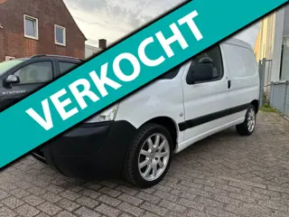 Peugeot Partner 1.9 D * APK 09-2027 * LMV * TREKHAAK *