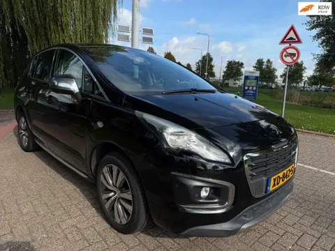 Peugeot 3008 1.2 PureTech Allure Head Up, Camera, Trekhaak.