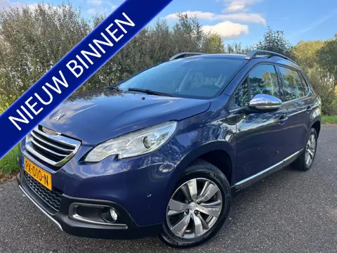 Peugeot 2008 1.2 VTi | Clima | Cruise | Navi | Bluetooth | Parkeersens. | Trekhaak | APK 09-2027
