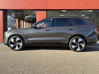 Volvo EX90 Twin Motor Performance Ultra 7p. 111 kWh | LUCHTVERING | SOFT-CLOSE | HEAD-UP | 22'' LMV 