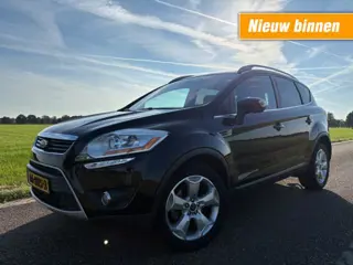 FORD KUGA 2.5 20V TITANIUM / AUTOMAAT / LEDER / NAVI / PANO