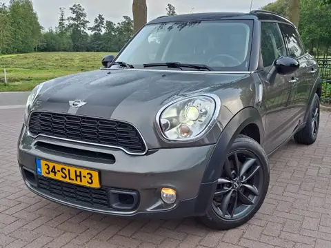 MINI COUNTRYMAN Cooper S Airco Cruise-control Navigatie Bluetooth 