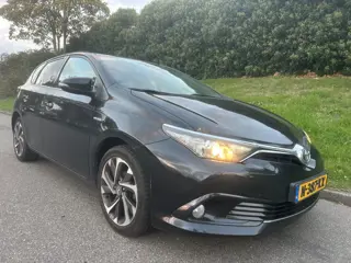 Toyota Auris 1.8 Hybrid Dynamic - Navi - Camera - 17 inch