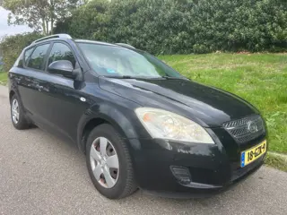 Kia Cee'd Sporty Wagon 1.6 X-tra - Airco - Trekhaak