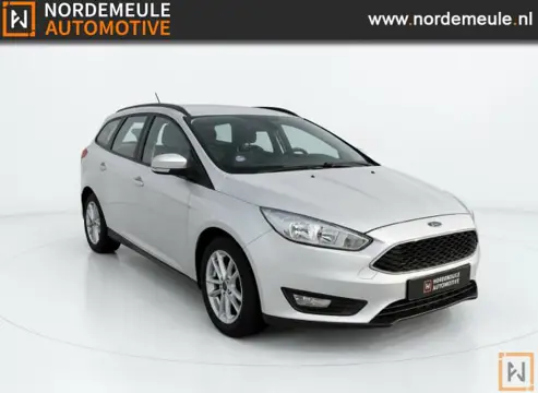 FORD FOCUS 1.0 TITANIUM. CRUISE, NAVI, TREKHAAK