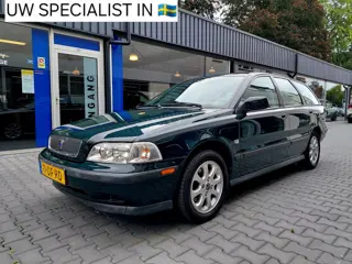 Volvo V40 1.8 156.000KM Dealer onderhouden NAP Distributieriem vervangen Automaat Airco 15 inch LM