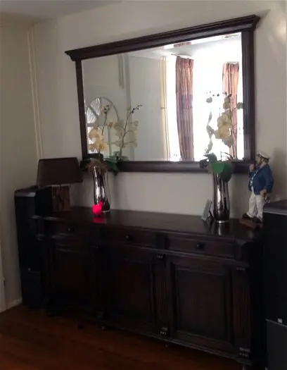 Dressoir met spiegel