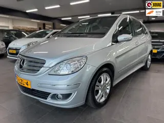 Mercedes-Benz B-klasse 150 xenon navigatie airco elektrische pakket lm-velgen stoelverwarming 145dzk