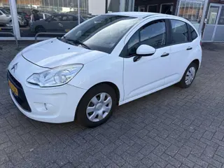 Citroen C3 1.0 VTi Attraction Verbruikt olie