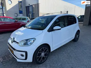 Volkswagen Up! 1.0 BMT move up! Aflever beurt, Navi Nw Apk