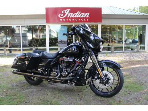 Harley-Davidson Street Glide  CVO