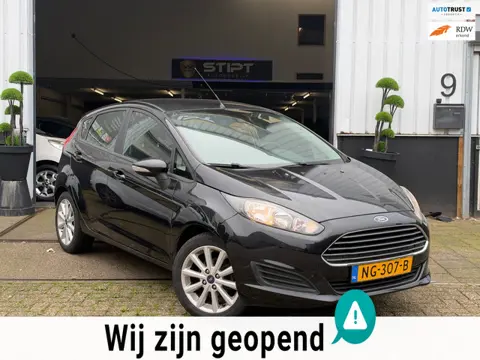 Ford Fiesta 1.0 | Titanium | Apk | Boekjes |Parkeersensoren | 5 drs | airco | elek. ramen |