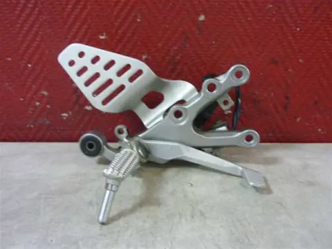 RECHTER SCHETSPLAAT Yamaha YZF R6 2006 - 2007