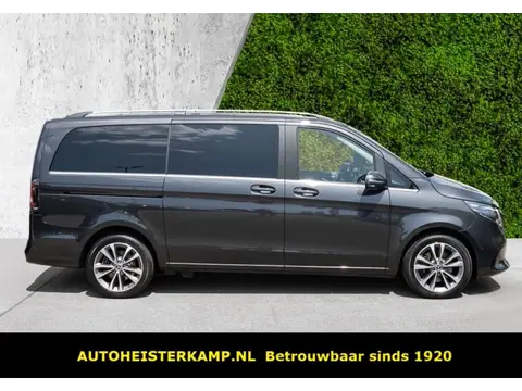 Mercedes-Benz V-Klasse 250d L2 Avantgarde Grijs Kenteken Leder Memory Trekhaak Distronic EL. Schuifd