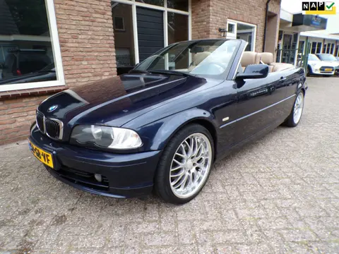 BMW 3-serie Cabrio 323Ci Executive Automaat / leder / Airco