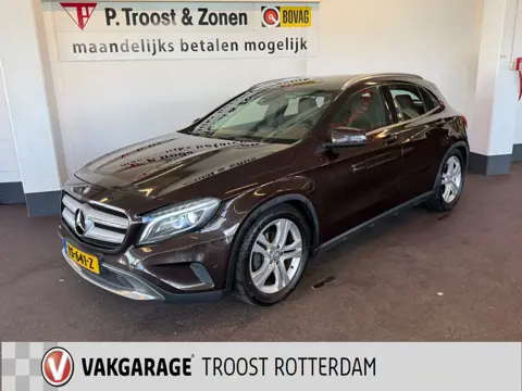 Mercedes-Benz GLA 200 Edition 1 AMG | Cruise control | Climate control | Lederen bekleding | Achteru