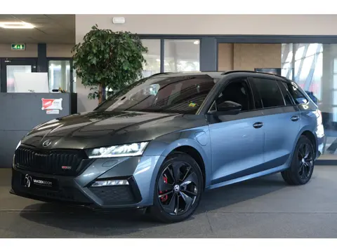 Skoda Octavia Combi 1.4 TSI RS iV PHEV 245PK Led Navi Virtual Keyless ACC Elek Achterklep