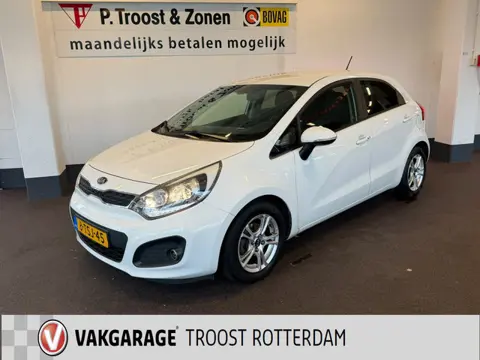 Kia Rio 1.2 CVVT ExecutiveLine | Cruise control | Climate control | Elek. inklapbare spiegels | Radi