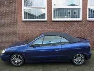 Sloopauto inkoop Den haag RENAULT MEGANE CABRIOLET