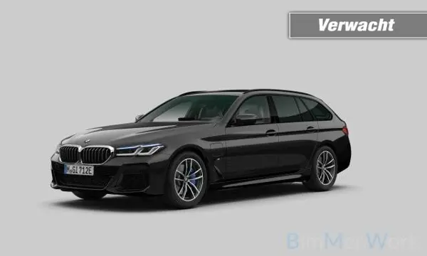 BMW 5-SERIE 530e Touring M-Sport,Laser,Pano,Keyless,Leer,Carplay,Stoelverw,Camera,
