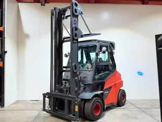 Linde E80 BJ 2021 5,6M 4x ventiel Elektrische heftruck Sideshift cabine HL1313