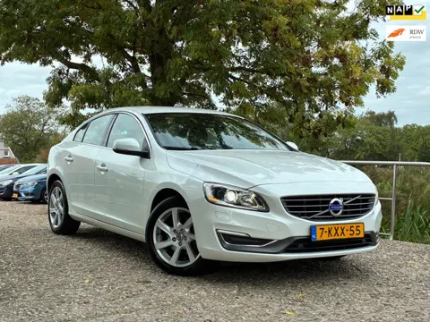 Volvo S60 1.6 T3 Summum | Leder + Cruise + Clima nu € 6.975,-!!!
