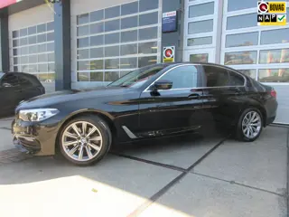 BMW 5-serie 520i Executive Edition / Navi Prof. / D-Glas
