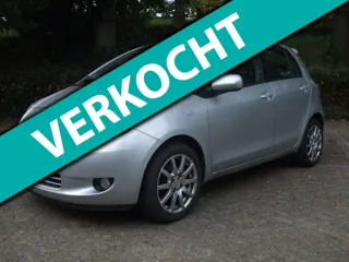 Toyota Yaris 1.3 VVTi Sol airco 2e eigen. 174 dkm NAP 5drs grijs