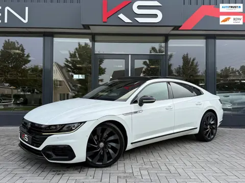 Volkswagen Arteon 2.0 TSI R Line Virtual Pano Keyless Camera