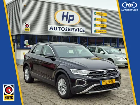 Volkswagen T-Roc 1.0 TSI Life Adaptive Cruise Climate Control DigiDash ParkAssist Carplay Full LED