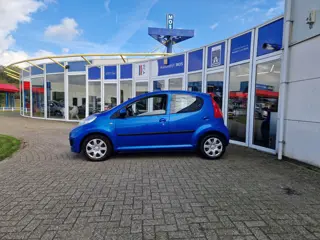Peugeot 107Automaat Rijklaarprijs 1.0-12V XS (bj 2009)