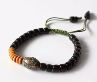 Tibetaanse armband met Dzi kraal