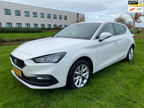 Seat Leon 2020 * 1.5 eTSI Style Launch Edition * AUTOMAAT * APPLE CARPLAY * INC BTW !! RIJ KLAAR