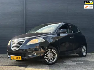 Lancia Ypsilon 0.9 TwinAir Platinum | Airco | Cruise Control | PDC