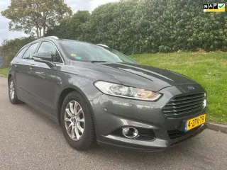 Ford Mondeo Wagon 1.6 TDCi Titanium - Clima - Cruise - Navi
