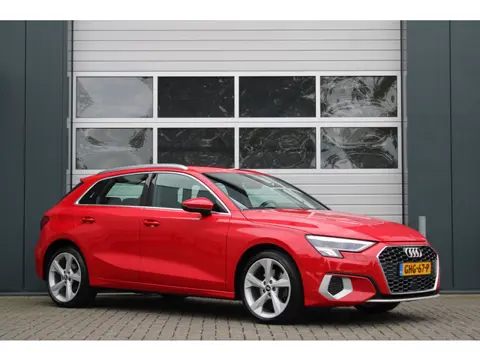 Audi A3 Sportback 40 TFSI e Business edition ACC/Camera/Virtual/RS.Seats/Stoelverwarming/Keyless/Lan