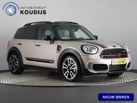 MINI Countryman 2.0 John Cooper Works ALL4 JCW Pack 306 pk (Pano / ACC / Camera / Head Up / Harman K