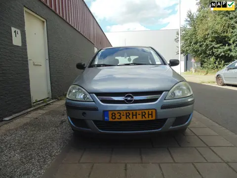 Opel Corsa 1.2-16V Rhythm