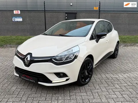 Renault CLIO 0.9 TCe Bose *AIRCO-NAVIGATIE-BLACK PAKKET*