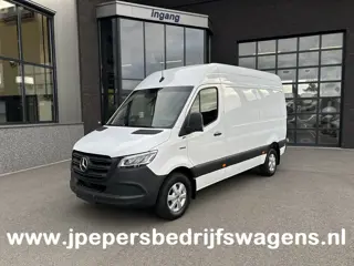 Mercedes-Benz eSprinter 320 L2 H2 Select 81kWh / Snel laden 115Kw / LED / Distronic / Carplay / Navi