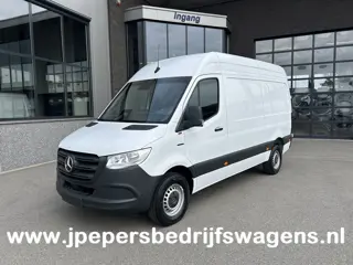 Mercedes-Benz eSprinter 320 L2 H2 Pro 81kWh / Snel laden 115Kw / Trekhaak / Smartphone integratie / 