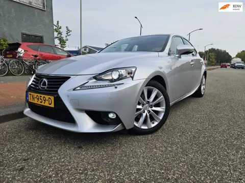 Lexus IS 300h GARANTIE Pittig!