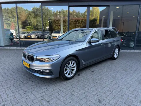 BMW 5-SERIE 520I High Exe,Leer,NaviPro,LED,Elekt Trekhk,Stoelverw,Clima,Crui