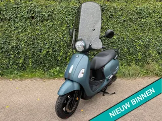 SYM Fiddle 4 45 km E5 Scooter Petrol Green BETAAL met in3