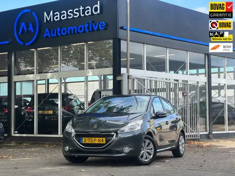 Peugeot 208 1.2 VTi Envy 5Drs Lage KMs airco 100% onderhouden NWE APK