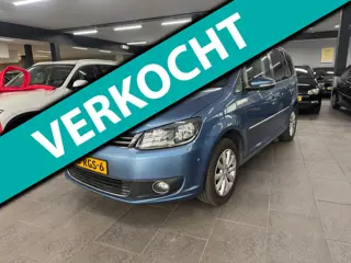 Volkswagen Touran 1.2 TSI Highline BlueMotion 7p. Navigatie camera clima cruise controle lm-velgen e