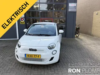 Fiat 500 E Icon 42 kWh Comfort pakket SOH 99,5%/ Airco clima/ Apple carplay/ Cruise/ Camera/ PDC/ LM