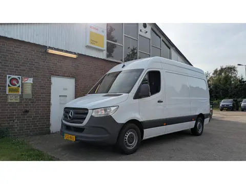 Mercedes-Benz Sprinter 316 2.2 CDI L2H2 - trekh. 3.500kg - navi - tacho -