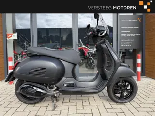 Vespa GTS 300 SuperTech HPE Notte # Full black