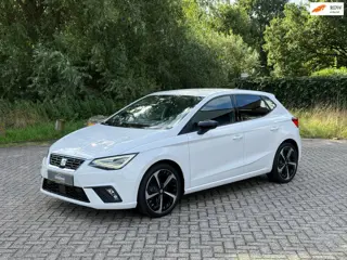 SEAT Ibiza 1.0 TSI FR 110PK I 6BAK I CAMERA I CARPLAY I DEALER ONDH I CLIMA
